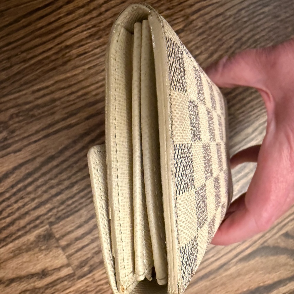 Louis Vuitton Damier Azure Sara Wallet - Picture 6 of 12